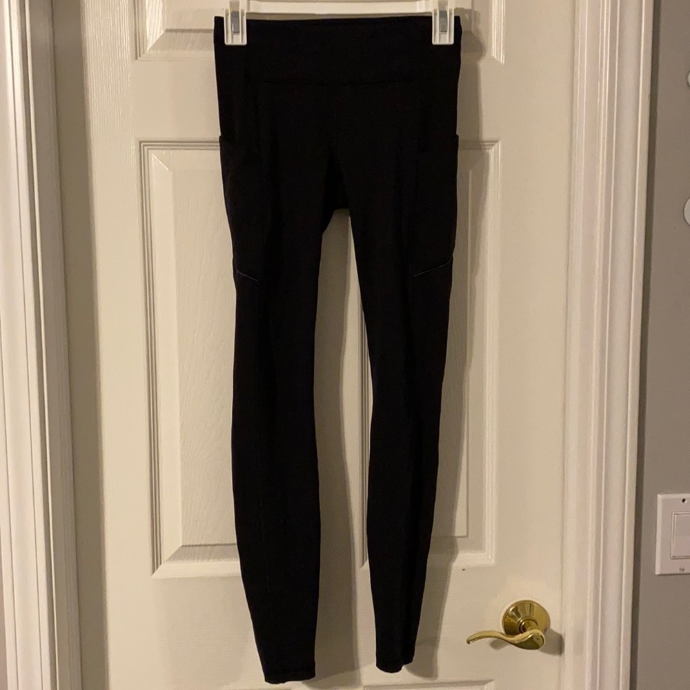 Lulu lemon leggings with pockets size 4